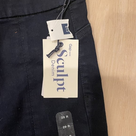 NWT Very Dark Navy GAP True Skinny Jeans - Size 29R - Picture 3 of 5